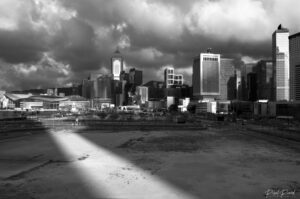 Errances urbaines à Hong-Kong. Photo noir et blanc de Pascal Picard